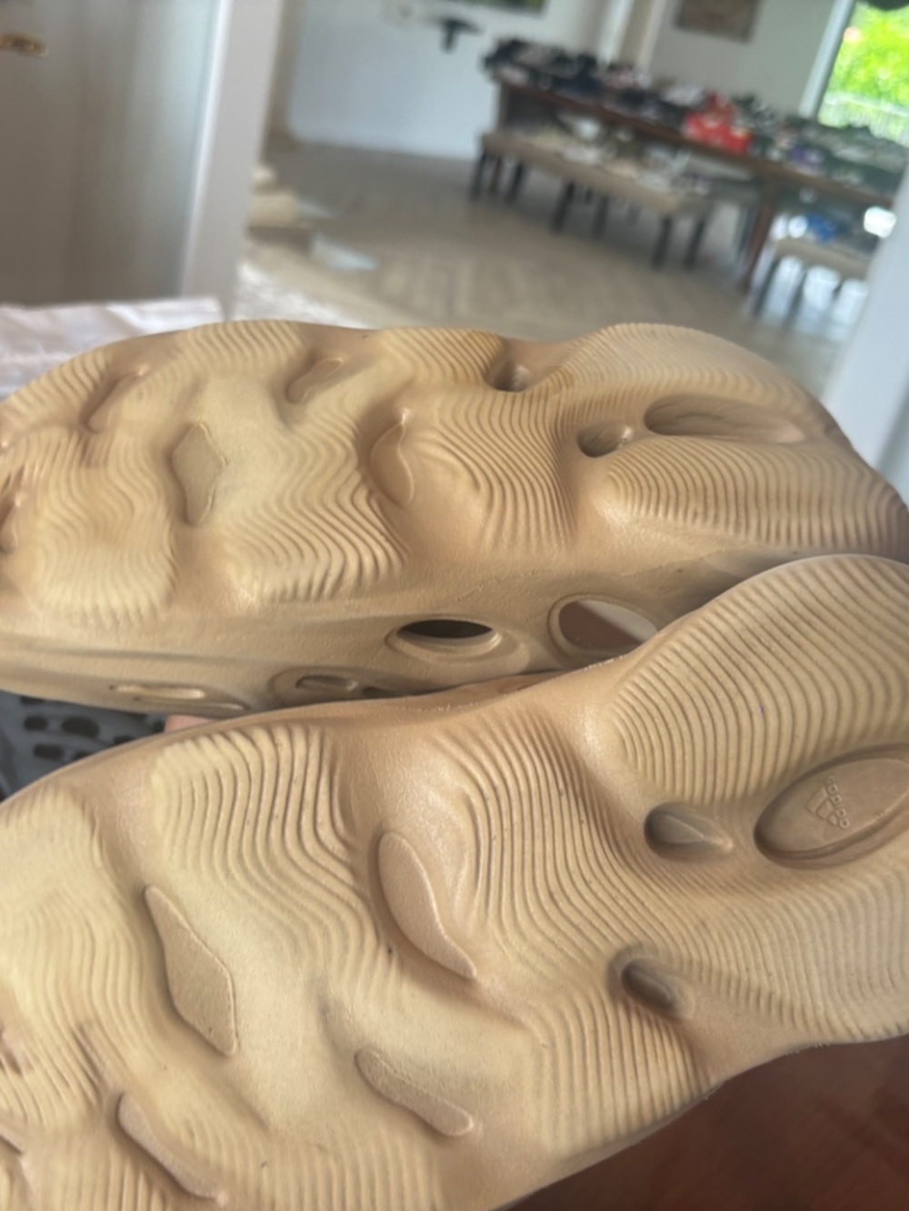sneakers - Picture 2 of 2